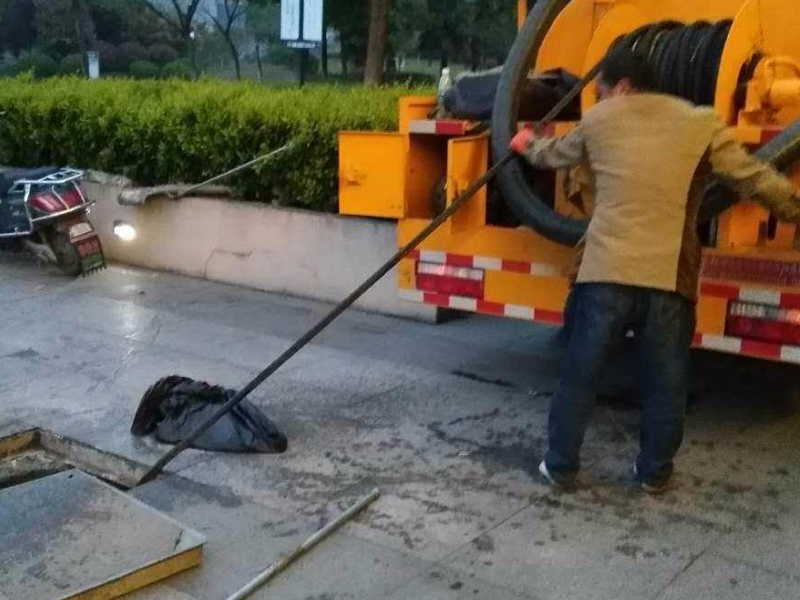普陀区金沙江路专业马桶地漏下水道疏通公司